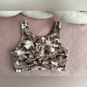 Tommy Hilfiger set include bra and bike shorts